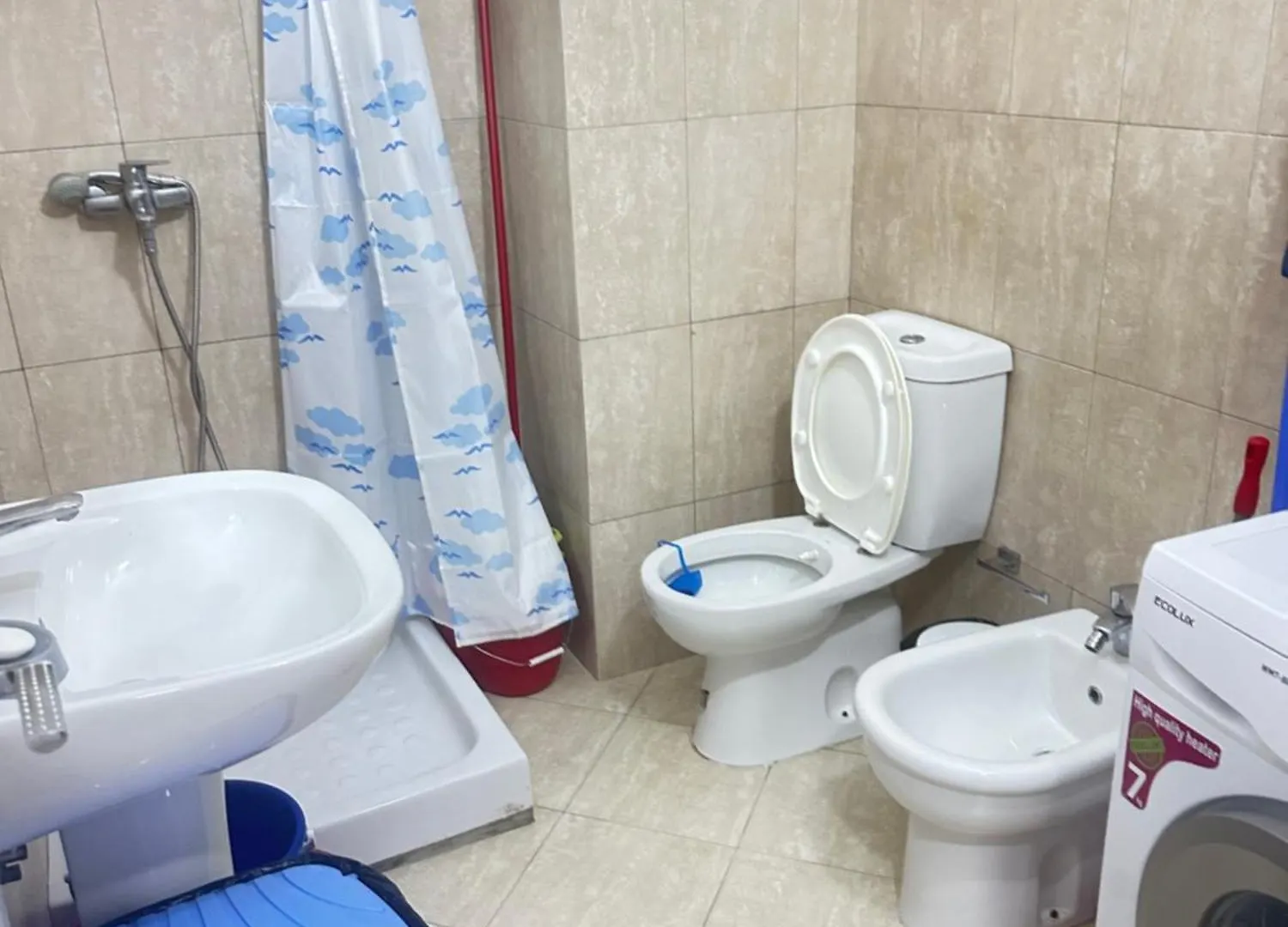 Qerret Beach Apartments Golem