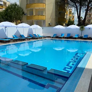 Üdülőközpont Atrium Deluxe, Golem (Tirana)