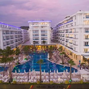 Üdülőközpont Grand Blue Fafa &, Durrës